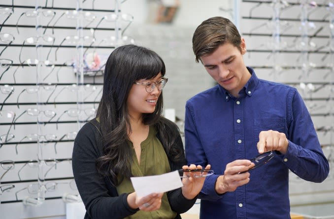 4 common lens coatings for glasses